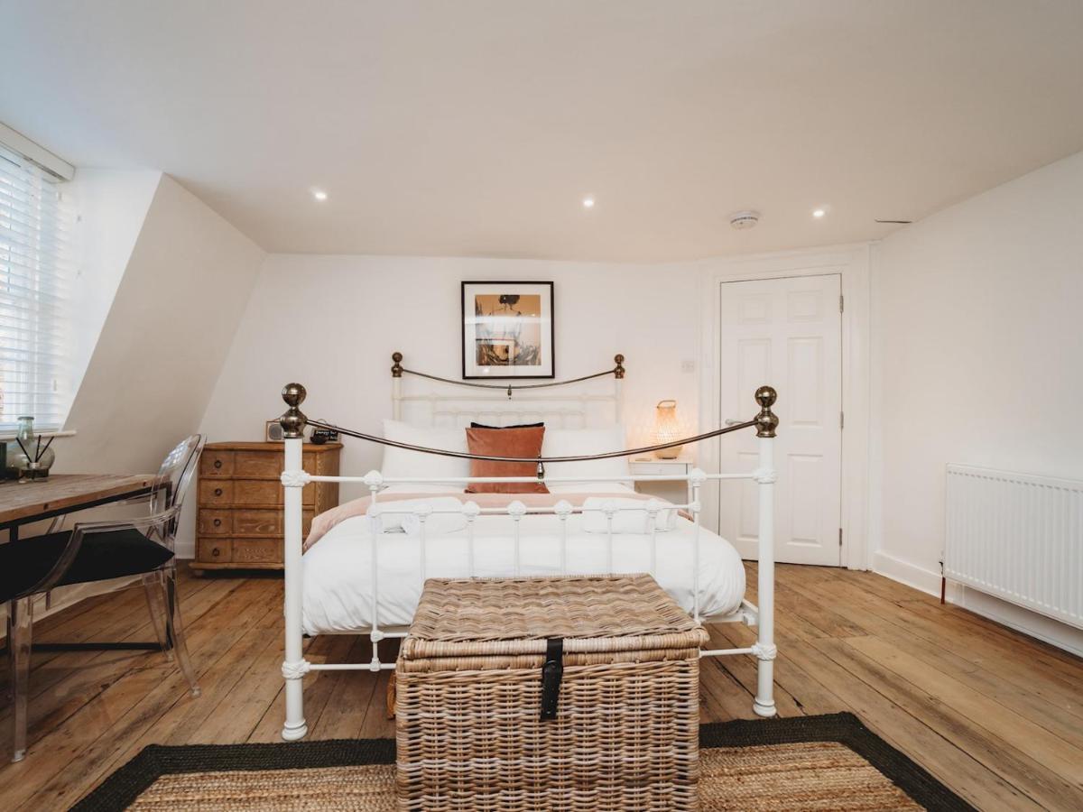 Ferienwohnung Pass The Keys Stylish 2 Bed Eco Flat In The Heart Of Bath Exterior foto