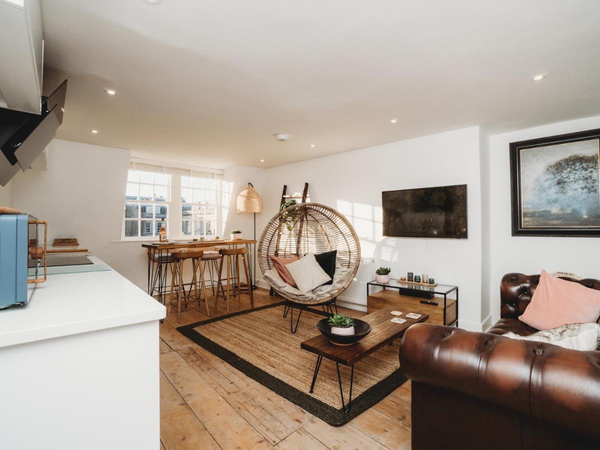 Ferienwohnung Pass The Keys Stylish 2 Bed Eco Flat In The Heart Of Bath Exterior foto