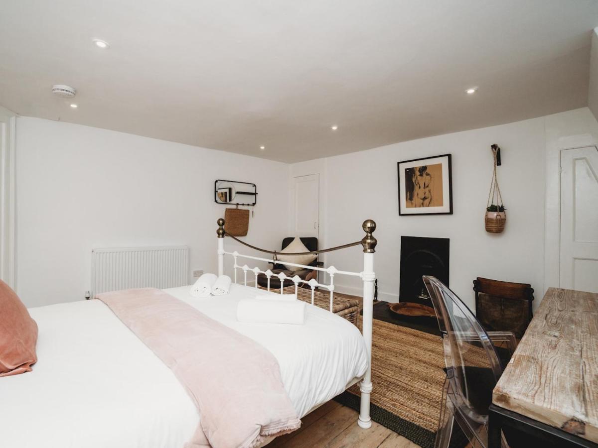 Ferienwohnung Pass The Keys Stylish 2 Bed Eco Flat In The Heart Of Bath Exterior foto