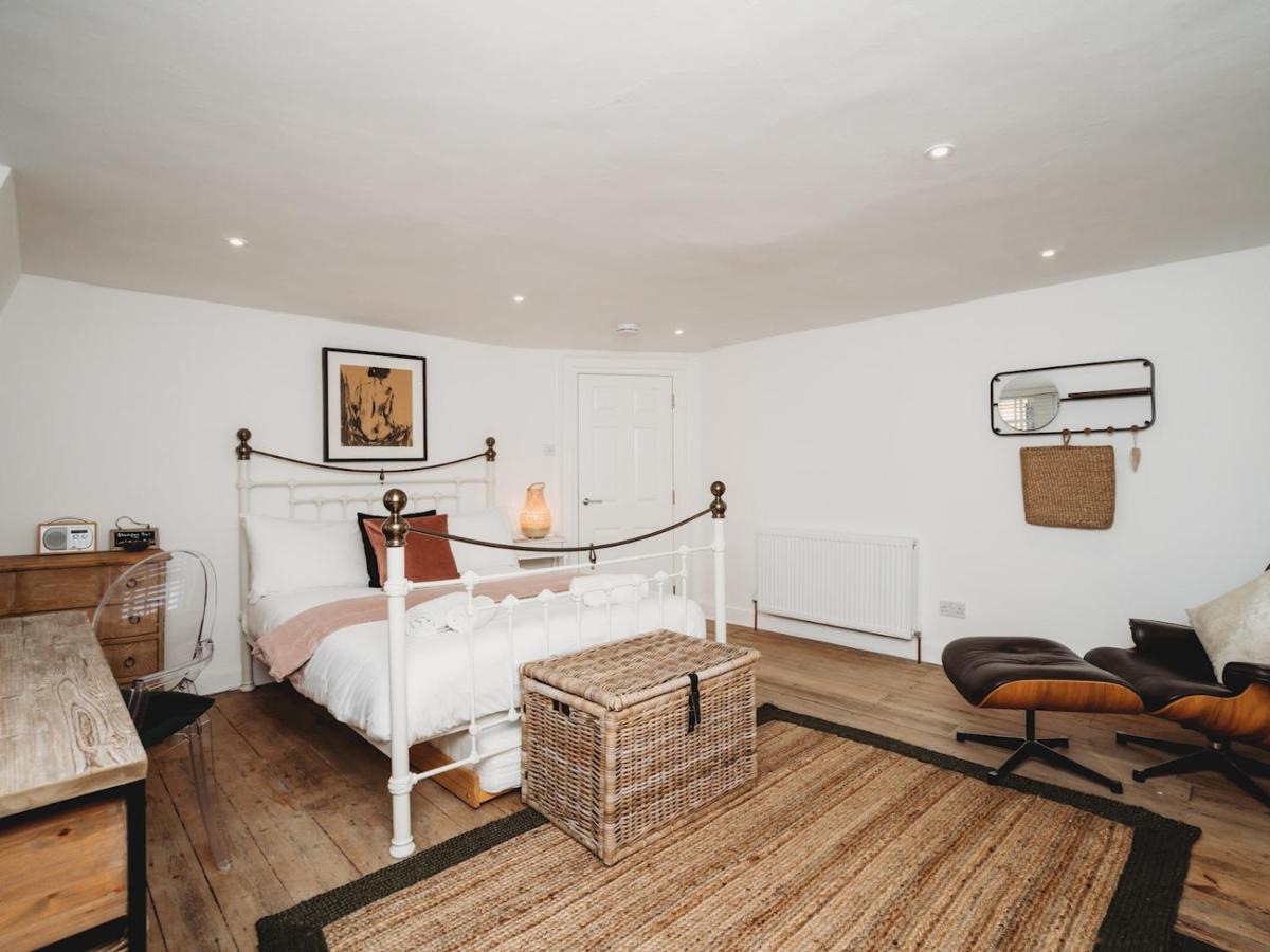 Ferienwohnung Pass The Keys Stylish 2 Bed Eco Flat In The Heart Of Bath Exterior foto