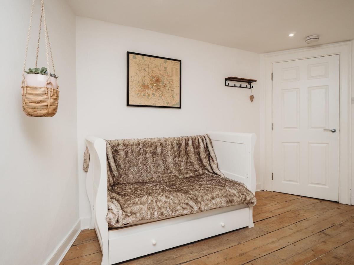 Ferienwohnung Pass The Keys Stylish 2 Bed Eco Flat In The Heart Of Bath Exterior foto